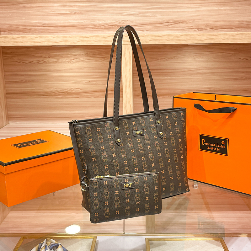 Louis Vuitton Scott Box, Luxury, Bags & Wallets on Carousell